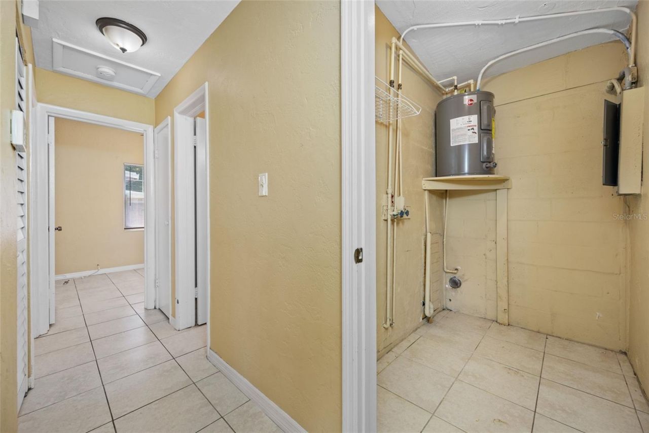 289 43rd Terrace Se, Saint Petersburg, FL 33705 Photo