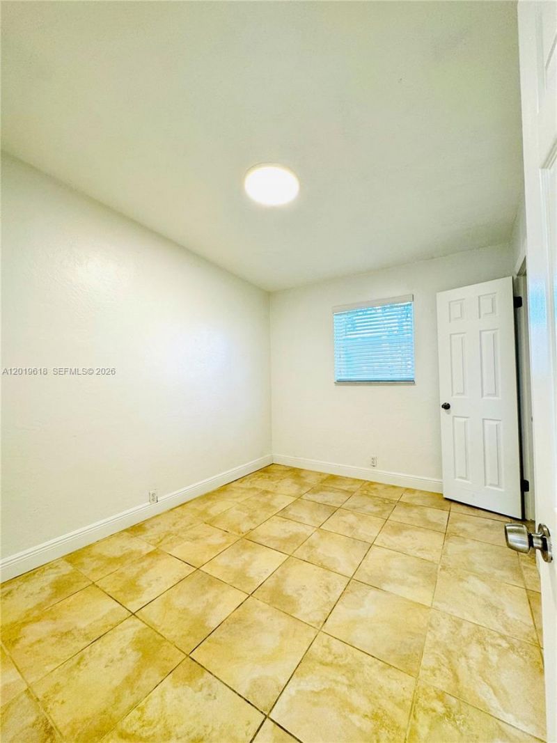 3370 Frow Ave , Miami, FL 33133 Photo