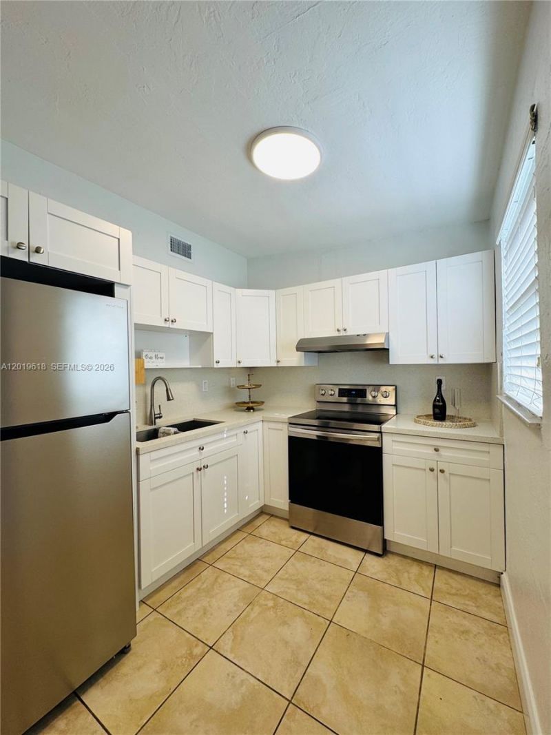 3370 Frow Ave , Miami, FL 33133 Photo