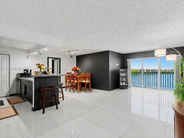 15430 SW 82nd Ln , Unit 622, Miami, FL 33193