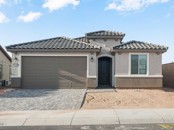 26760 W FIREHAWK Drive, Buckeye, AZ 85396