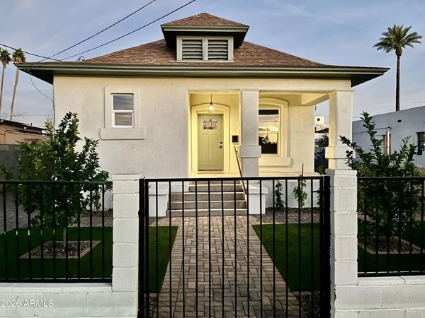 317 N 20TH Avenue, Phoenix, AZ 85009