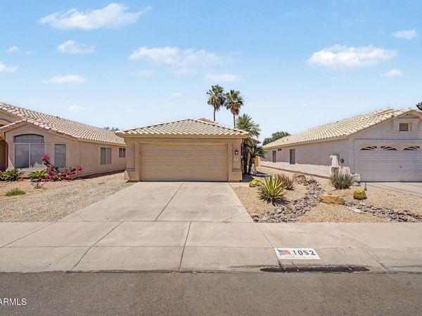 1052 N BOGLE Avenue, Chandler, AZ 85225