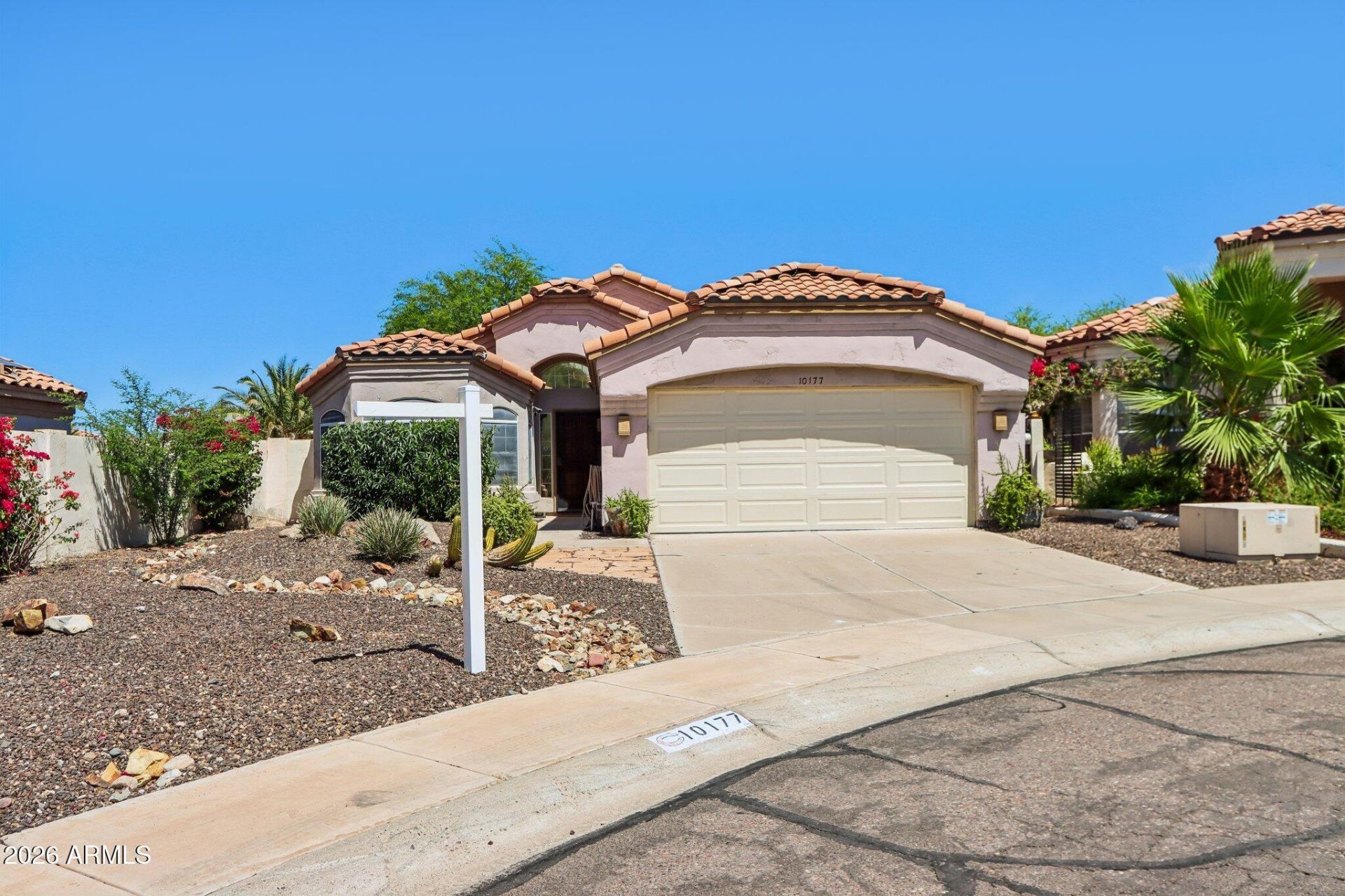 10177 S Hacienda Drive, Goodyear, AZ 85338 Main Photo