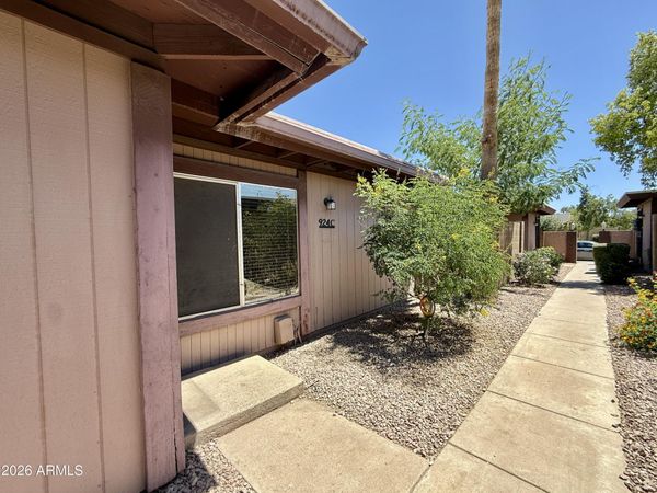 924 S HACIENDA Drive, Unit C, Tempe, AZ 85281