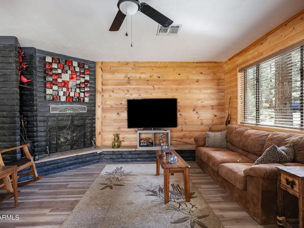 840 E CARIBOU Road, Munds Park, AZ 86017