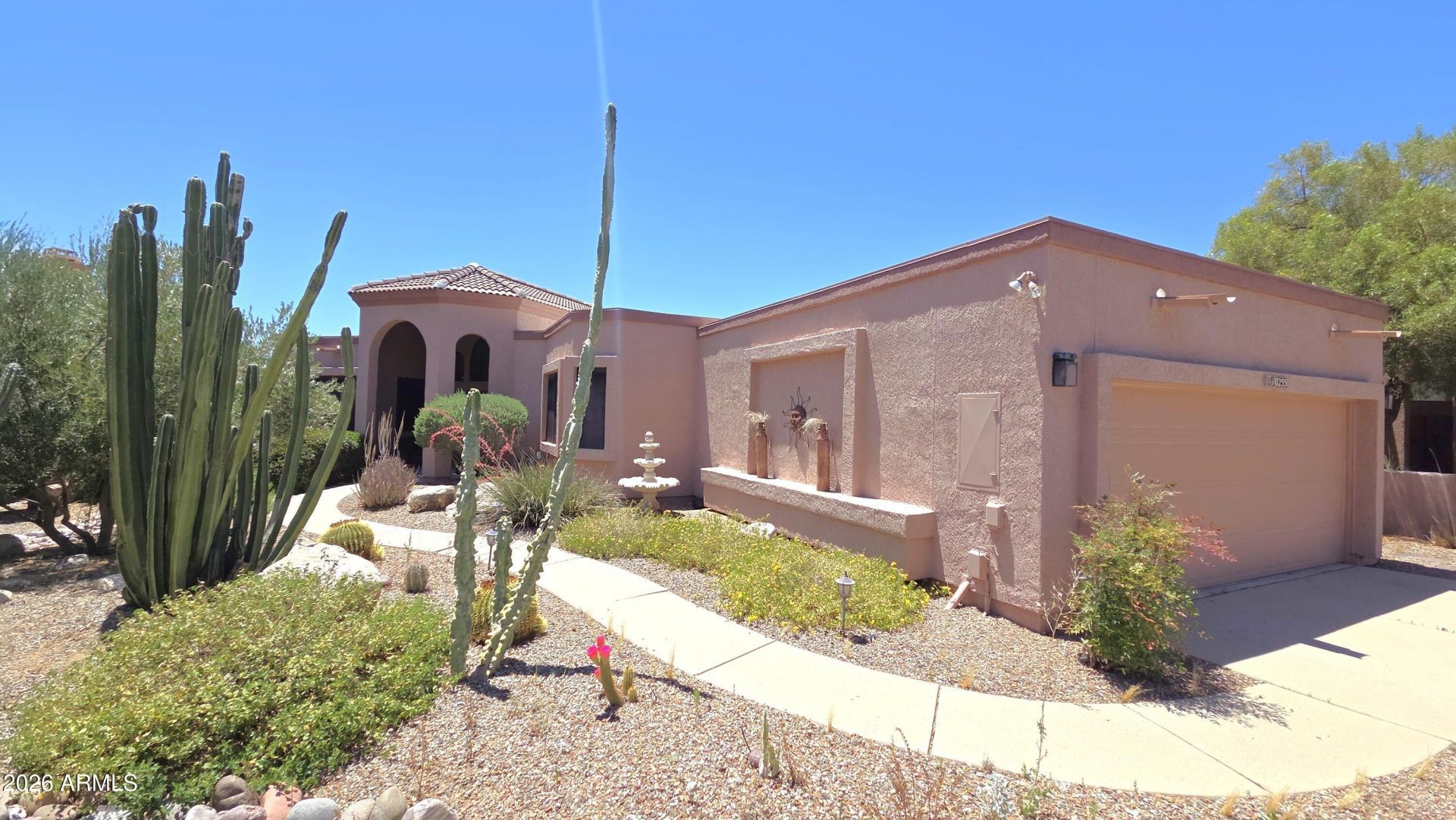 10255 N Carristo Drive, Tucson, AZ 85737 Main Photo