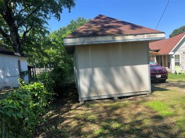 9311 Beacon Hill Circle , Dallas, TX 75217