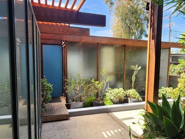 10565 National Boulevard, Unit 4, Los Angeles, CA 90034