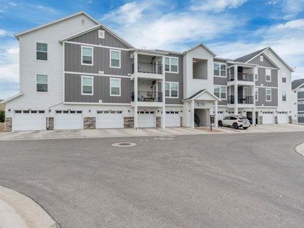 972 W SPIDER GREEN WAY N, Unit 303, Saratoga Springs, UT 84045