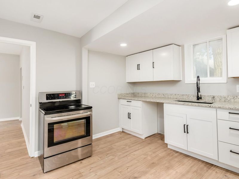 2406 Findley Avenue, Unit 2408, Columbus, OH 43202 Photo 28