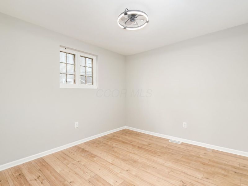 2406 Findley Avenue, Unit 2408, Columbus, OH 43202 Photo 9