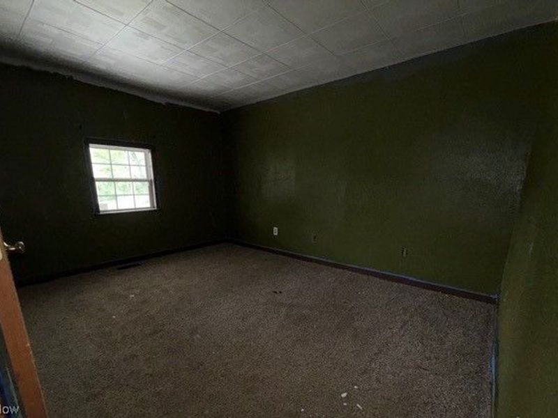 484 Haessler Avenue, Zanesville, OH 43701 Photo 6