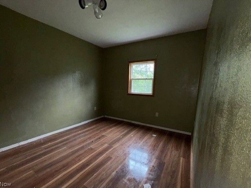 484 Haessler Avenue, Zanesville, OH 43701 Photo 9
