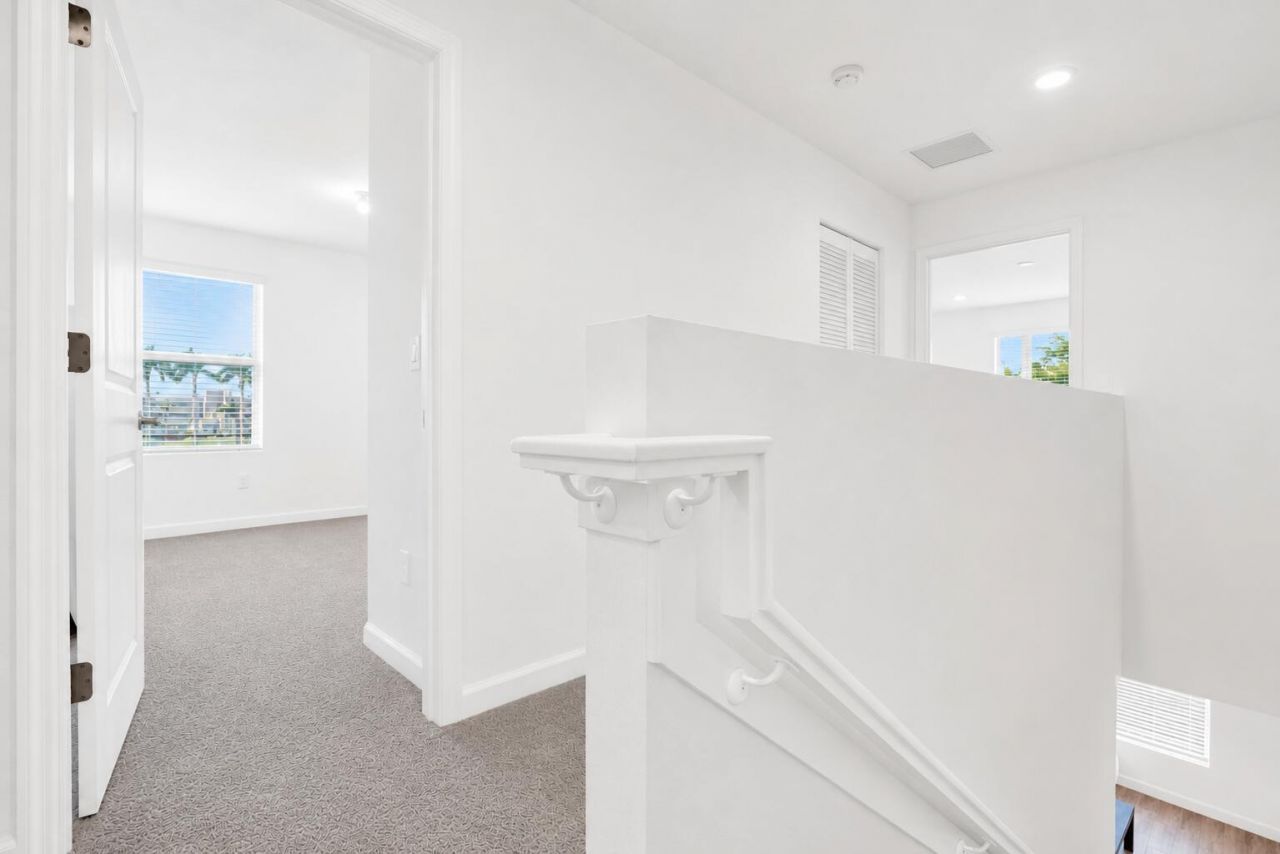 4246 Lagoon Shore Drive, Lake Worth, FL 33467 Photo