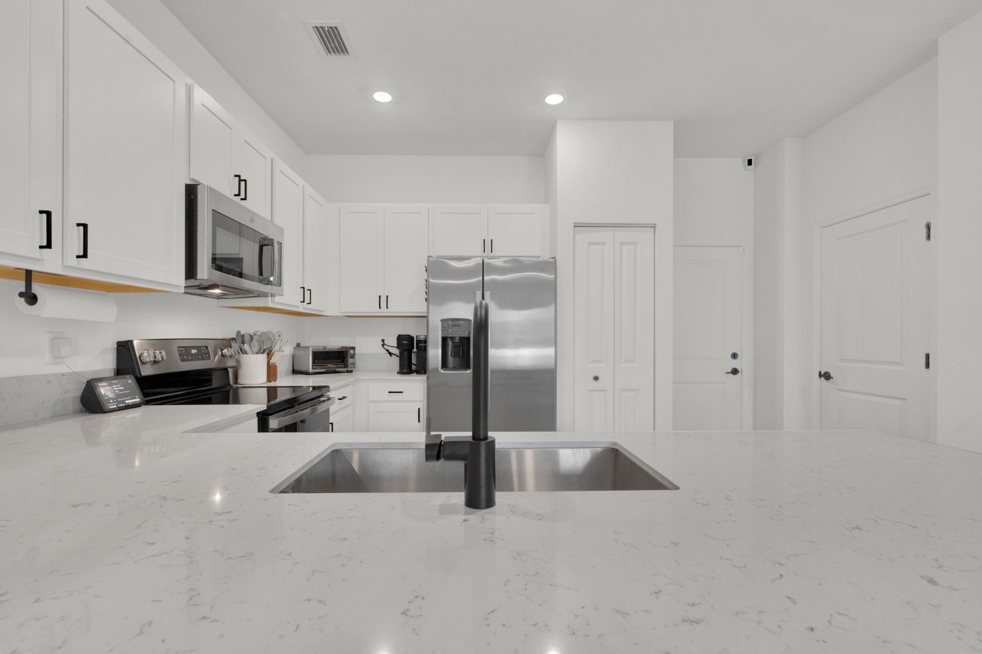 4246 Lagoon Shore Drive, Lake Worth, FL 33467 Photo