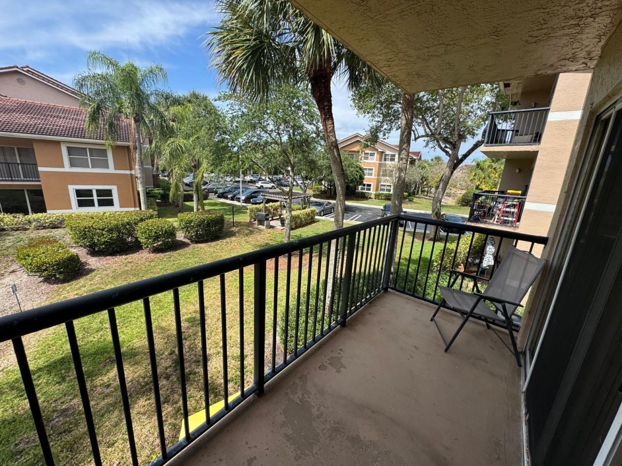 8955 Wiles Road, Unit 206, Coral Springs, FL 33067 Photo