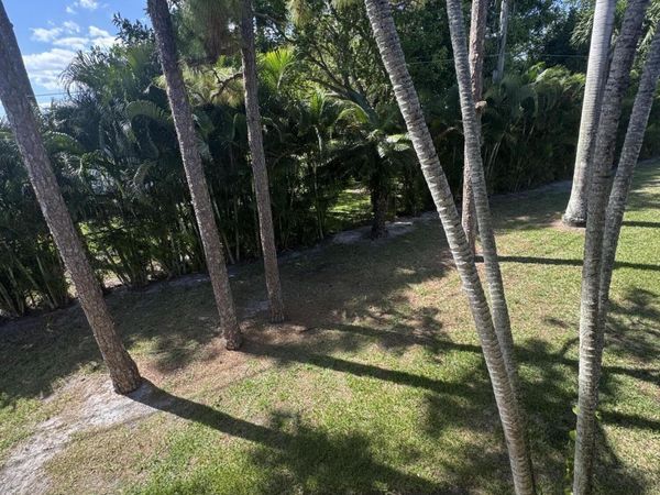 435 Pine Glen Lane, Unit C-2, Greenacres, FL 33463