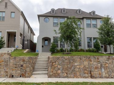 2609 Mccart Avenue, Fort Worth, TX 76110