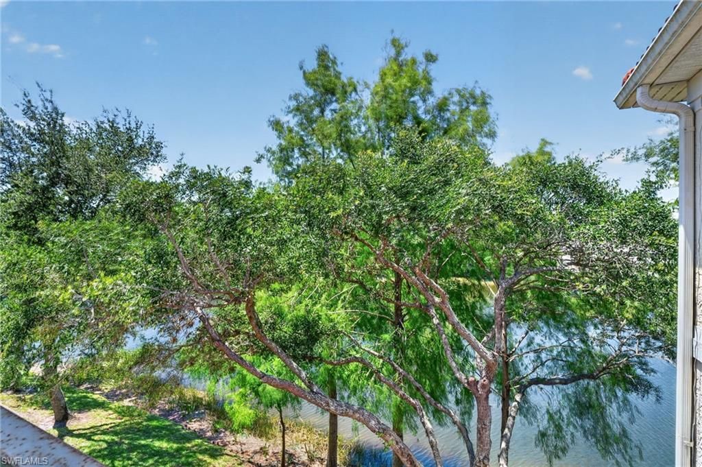 23560 Walden Center Dr , Unit 308, Estero, FL 34134 Photo
