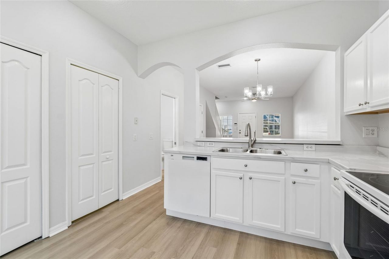 6705 Lake Rochester Lane, Gibsonton, FL 33534 Photo