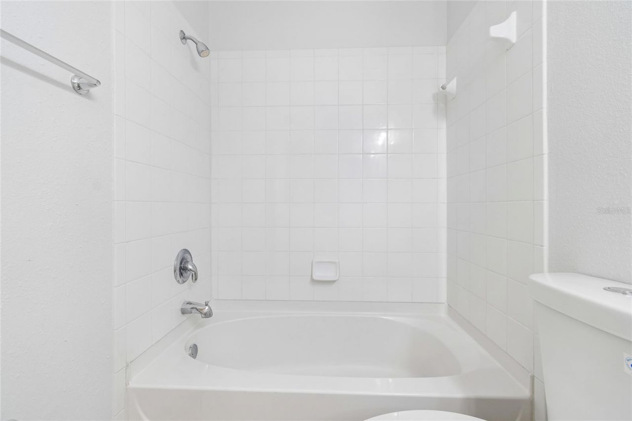 6705 Lake Rochester Lane, Gibsonton, FL 33534 Photo