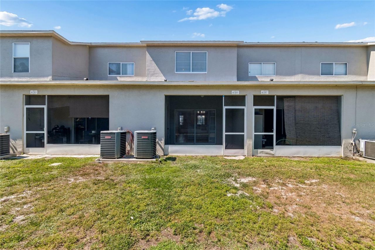6705 Lake Rochester Lane, Gibsonton, FL 33534 Photo