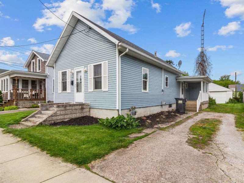 907 Ontario Street, Sandusky, OH 44870 Photo 3