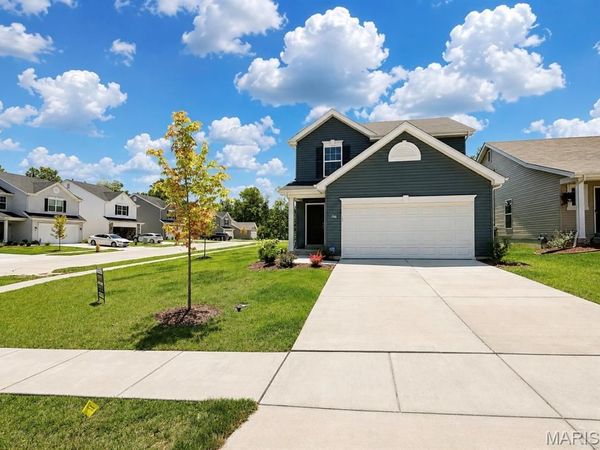700 Courtshire Crossing, Warrenton, MO 63380