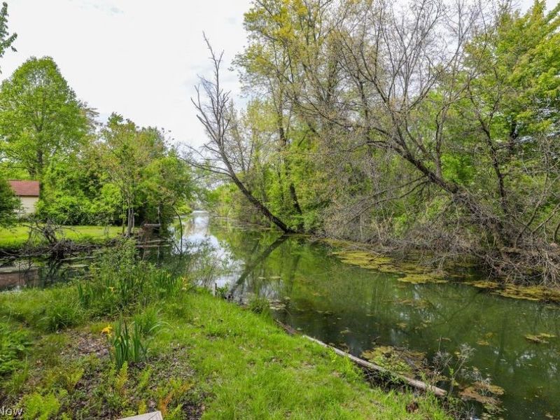 701 Portage Lakes Drive, Coventry, OH 44319 Photo 18