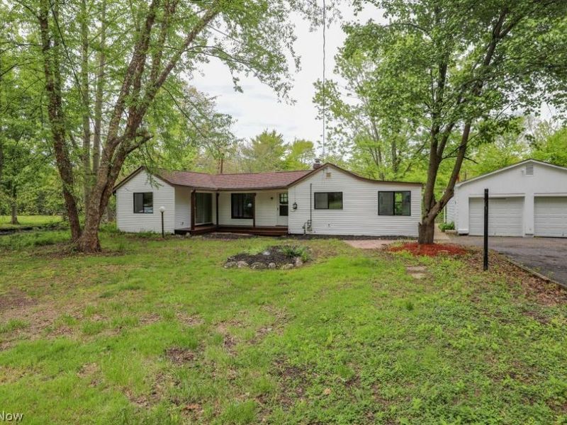701 Portage Lakes Drive, Coventry, OH 44319 Photo 4
