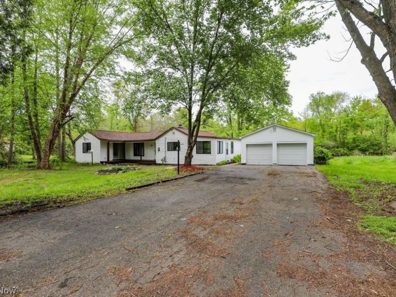 701 Portage Lakes Drive, Coventry, OH 44319 Photo 5