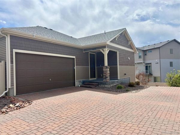 6706 Golden Briar Lane, Colorado Springs, CO 80927
