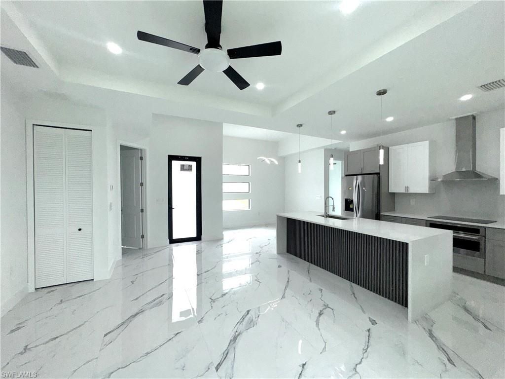2504 E 2nd St, Lehigh Acres, FL 33936 Photo
