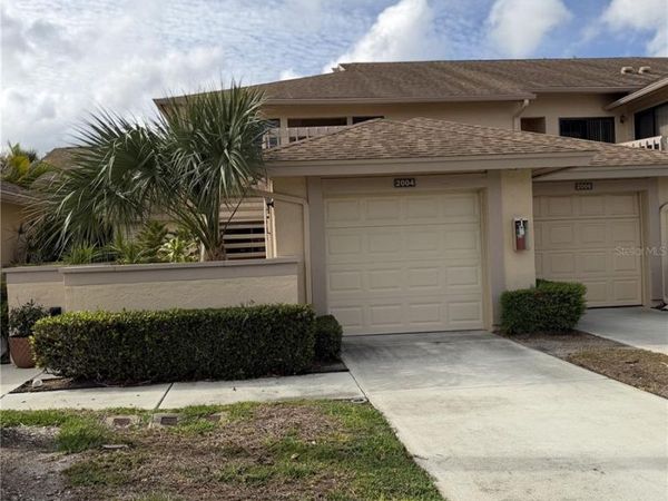 2004 LONGPOINTE CIRCLE , VENICE, FL 34293