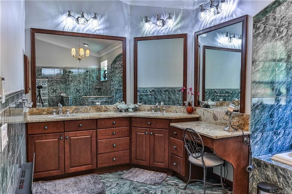 5215 N Honeycreek Terrace, Crystal River, FL 34428 Photo
