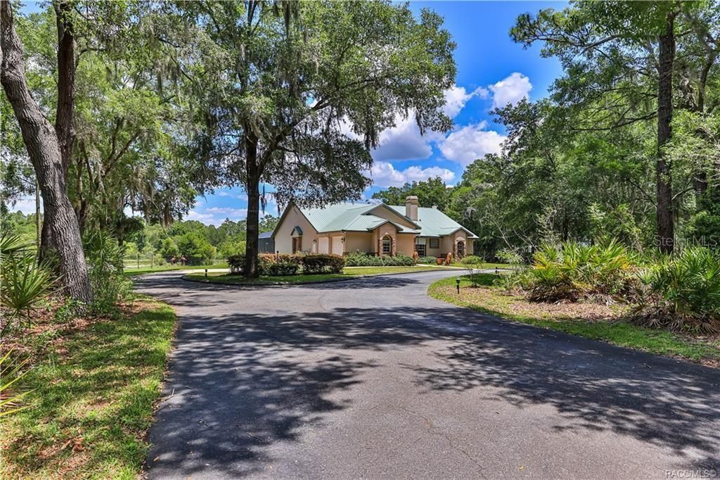 5215 N Honeycreek Terrace, Crystal River, FL 34428 Photo