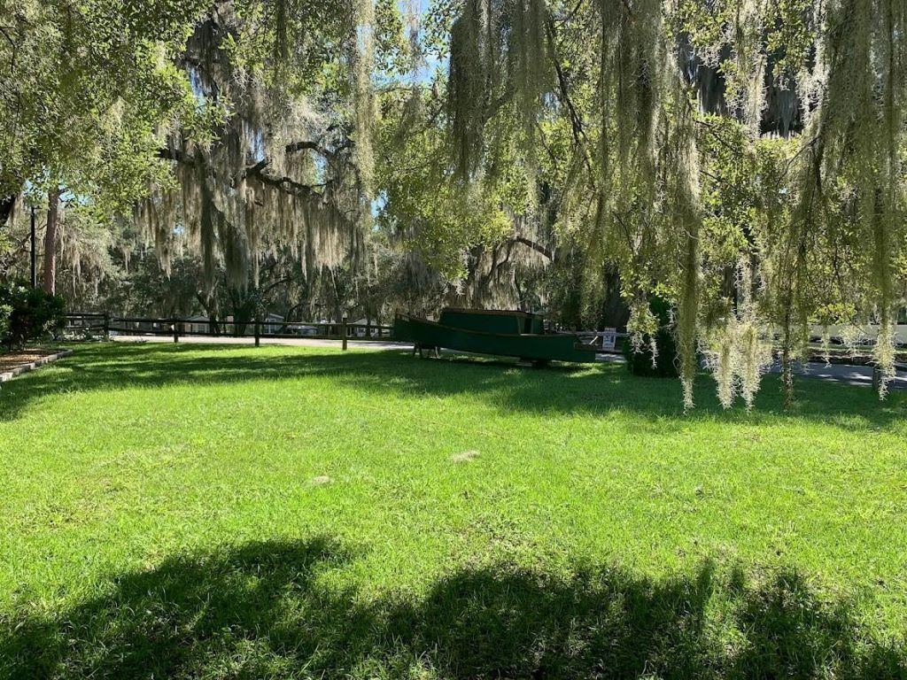 13960 252nd Terrace Road Ne, Unit Cottage 39, Fort Mc Coy, FL 32134 Photo