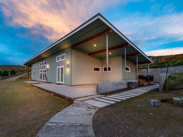 4205 Plum Pt E, Grand Coulee, WA 99133