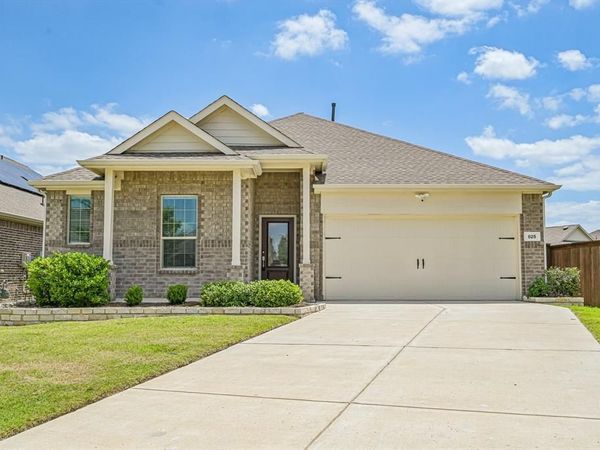 825 Tulip Court , Forney, TX 75126