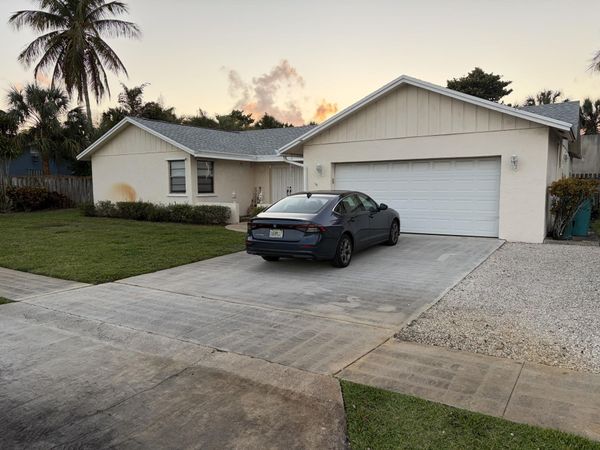 3705 Diane Drive, Boynton Beach, FL 33435