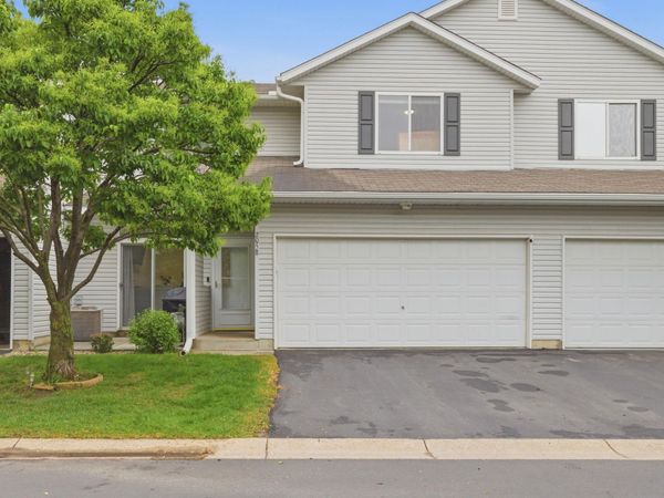 2058 Parkway Avenue, Shakopee, MN 55379