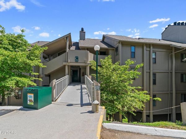 3710 Weber Rd, Gatlinburg, TN 37738