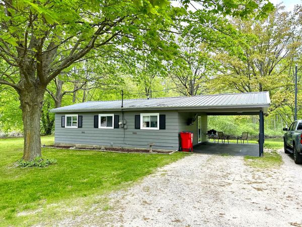 8942 E M-20, Hesperia, MI 49421