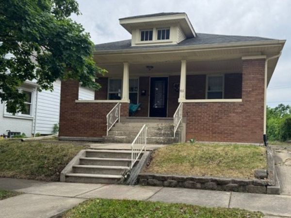 911 Clement Street , Joliet, IL 60435
