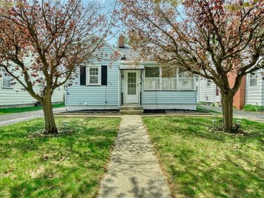 321 Oakwood Road, Rochester, NY 14616