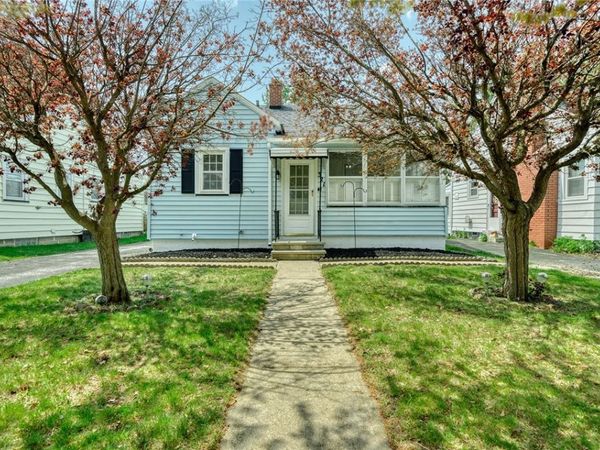 321 Oakwood Road, Rochester, NY 14616