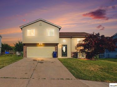 11003 S 17th Street , Bellevue, NE 68123