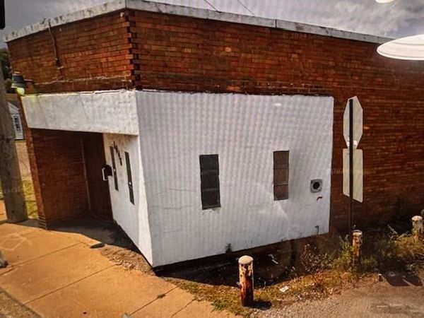 1046-50 Richard Gordon Hatcher Boulevard, Gary, IN 46404