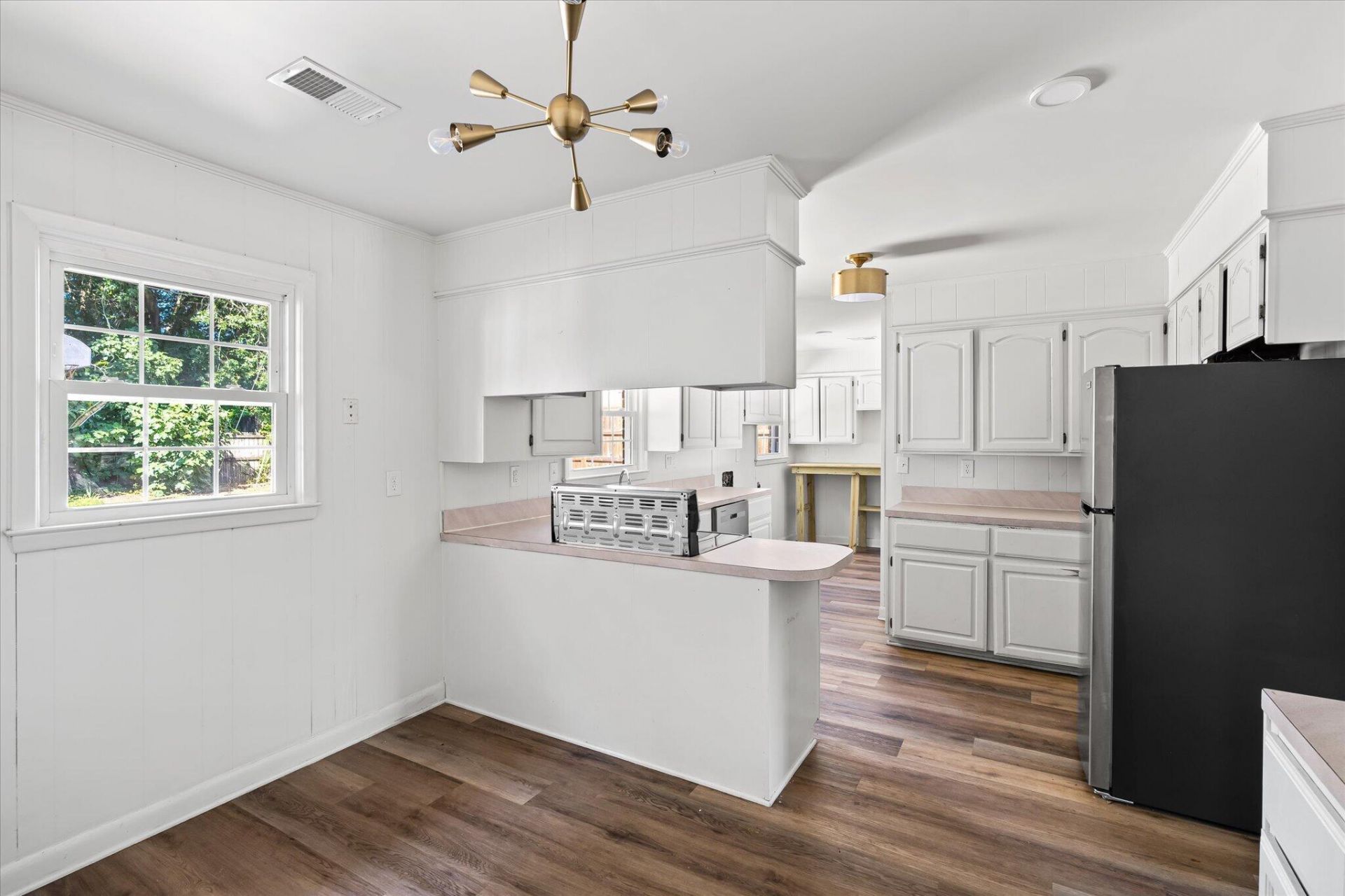 1203 Calais Drive Photo 8
